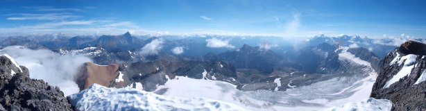 The southeastern panorama view.