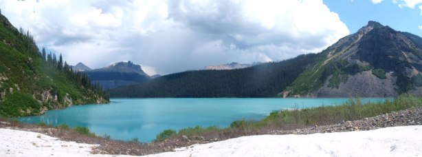 Back down to Chephren Lake