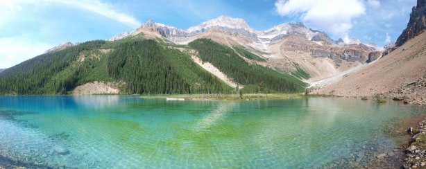 The lake's colours were variable, so I took another panorama