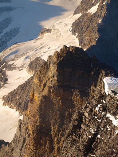 It took us a while to guess which bump is Lunette "Peak"