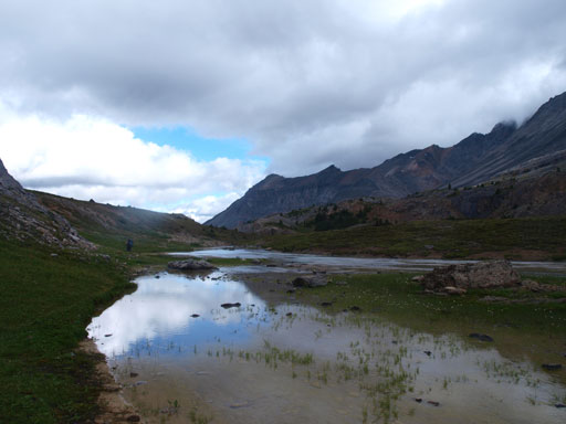Dropping down into the lovely Dolomite Creek Valley
