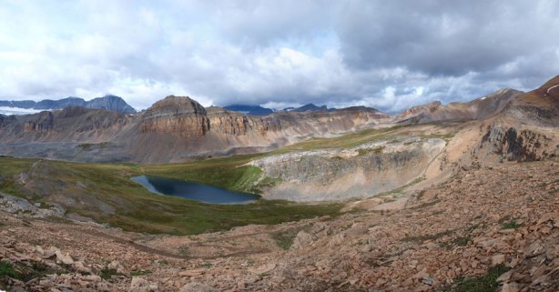 Panorama from the ridge crest just below Cirque Peak