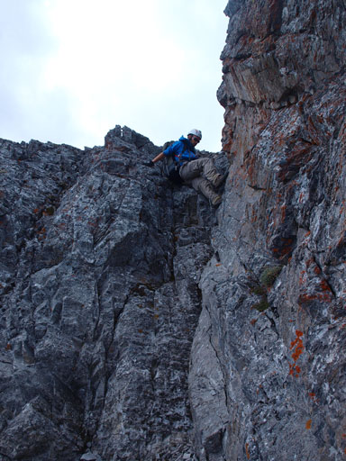 Down-climbing a chimney
