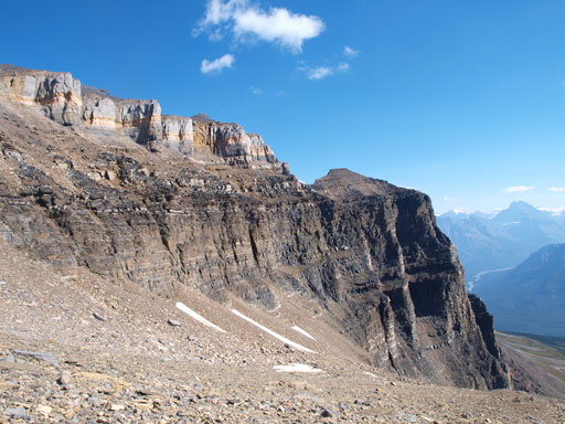 The upper walls that guards the summit ridge