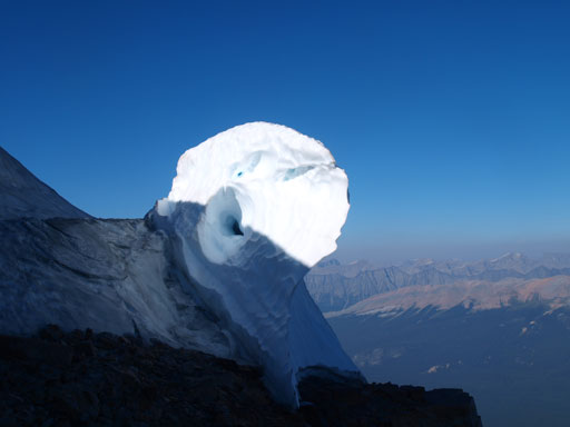 Very interesting snow formation