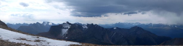 Dark clouds building up.