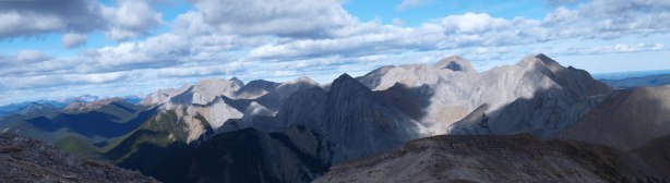 Interesting lighting on Boule Range. The high point is Boule Roche
