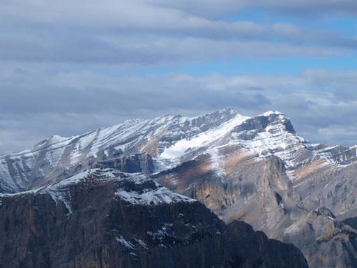 Saddle Peak looks impressive.