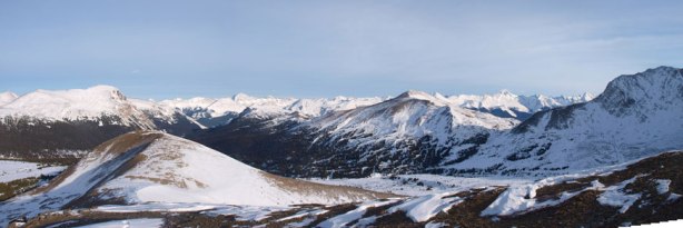 Panorama of the East side.