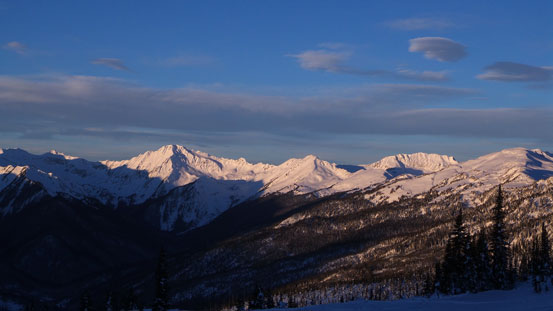 Unnamed peaks at the headwater of Allan Creek