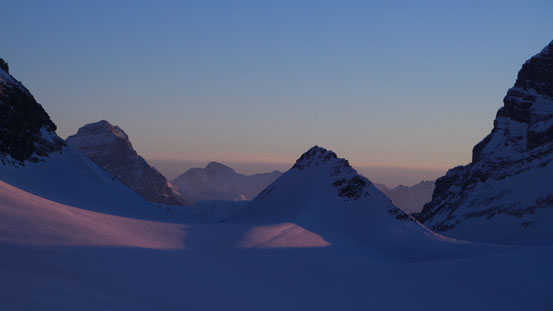 'Pyramid' and Niles/Daly col
