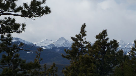 Probably Shunga-la-she but not sure. I need more trips in this area to get familiarized with those peaks