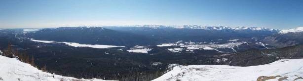 Summit Panorama looking South. Click to view large size.