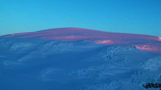 Snow Dome and the crevasses... 