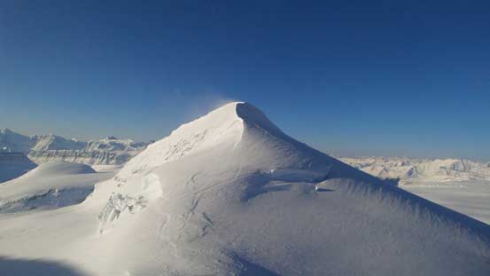 Looking back towards the unnamed 3330-meter peak. Raf refers it as Androlumbia
