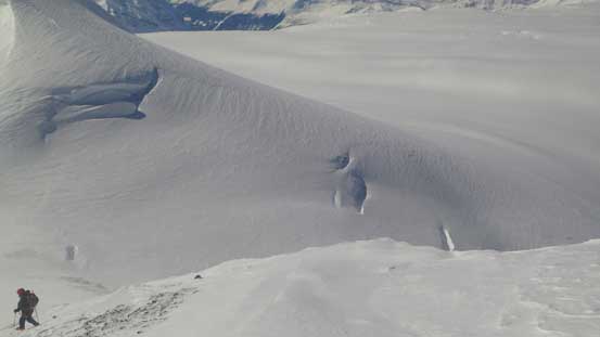 These are the crevasses to avoid during the diagonal traverse..