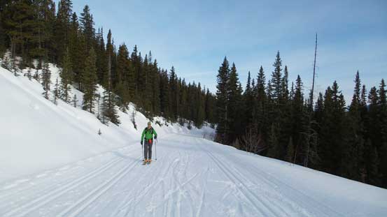 Vern skinning up Moraine Lake road