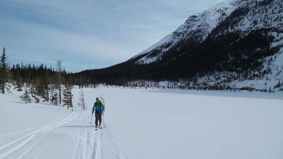 Skinning around Lake Annette