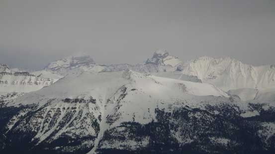 Giants behind Skoki - Douglas and St. Bride