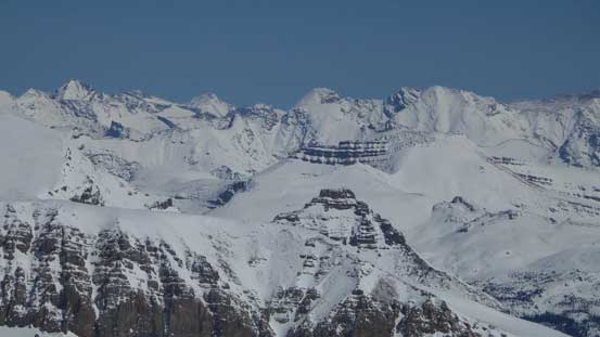 A sea of front range peaks looking eastwards