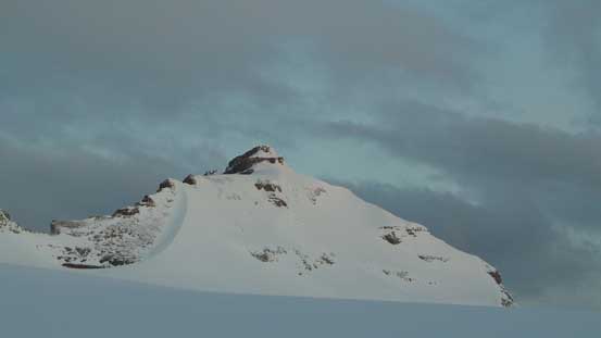 Our objective, the sexy Ayesha