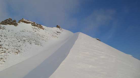 Ascending the arete now. Terrible post-holing