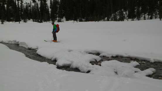 I'm sure this snow bridge won't last any longer... Ski season is almost over.