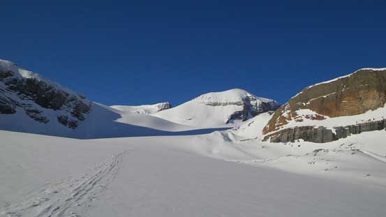 Down to the glacier now