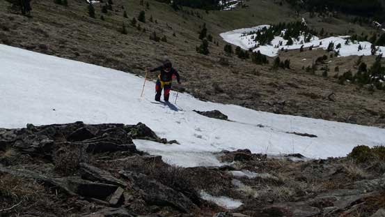 A short snow slope to ascent just before the ridge crest