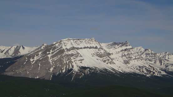 Mount Armstrong is one of the few "Nugara scrambles" in this area