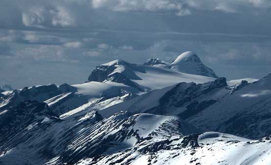 Mt. Brazeau is the highest peak in Rockies' front range. It's another favourite of mine