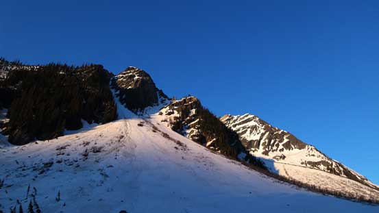 Crossing big slide path on Balu Pass trail