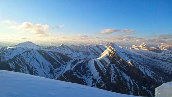 Neat, but typical rock pattern in the front range. Most of these peaks are unnamed.