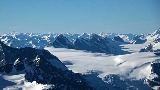 Looking down at Illecillewaet Neve