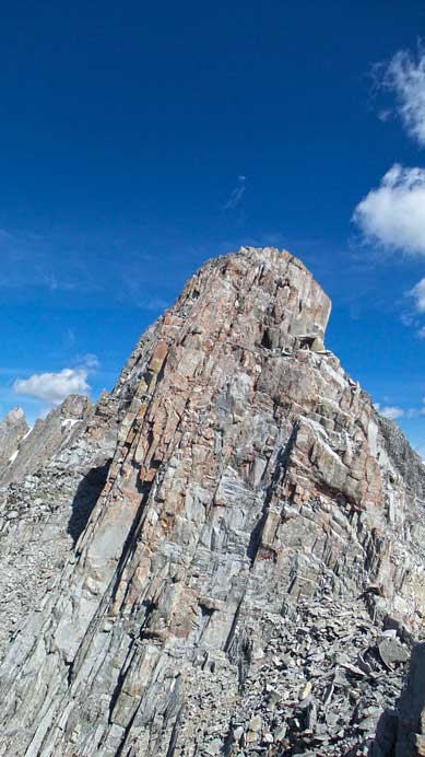 Now what... Ahead looked to be 5th class, so we bailed to the right side