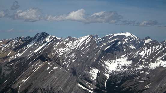 Bonnet Peak in the distance. That's an area I'd like to visit too.