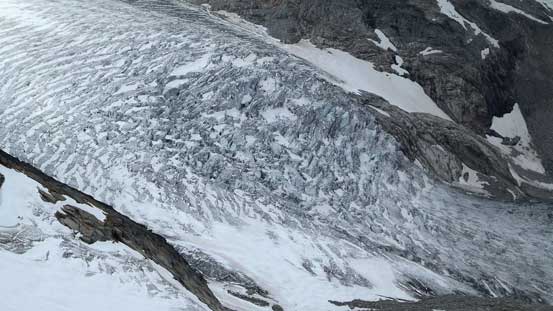 A closer view at a fractured section of Vowell Glacier