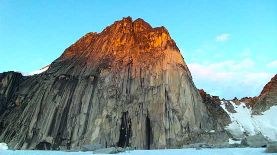 Alpenglow on Snowpatch Spire