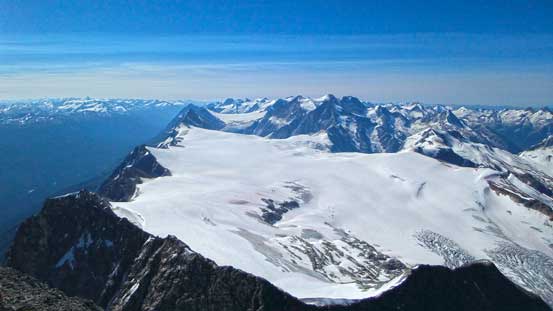 Looking down at Illecillewaet Neve from the summit
