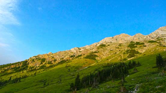 One of the sub ridges of Mist Mountain