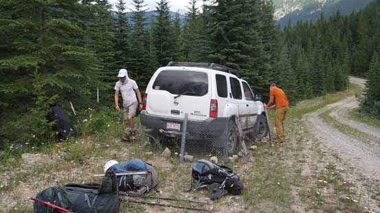 We bought brand new chicken wires. There's no wire at the parking lot so bring your own!