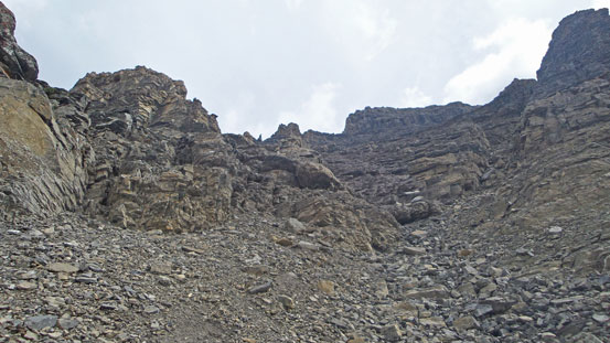 Looking up the big ascending gully.
