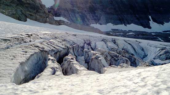 Still have field of crevasses to negotiate towards Prince George