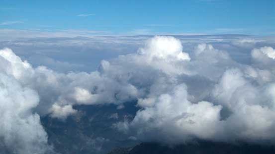 We couldn't see even one peak, but a sea of clouds is pretty nice too. 