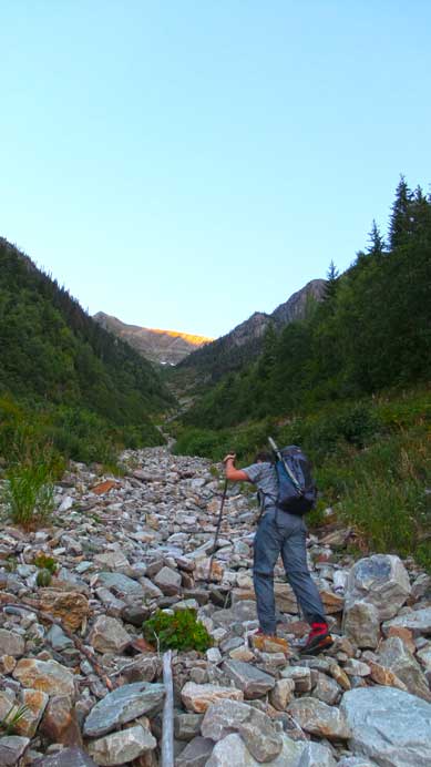 Eric ascending the long and foreshortened drainage