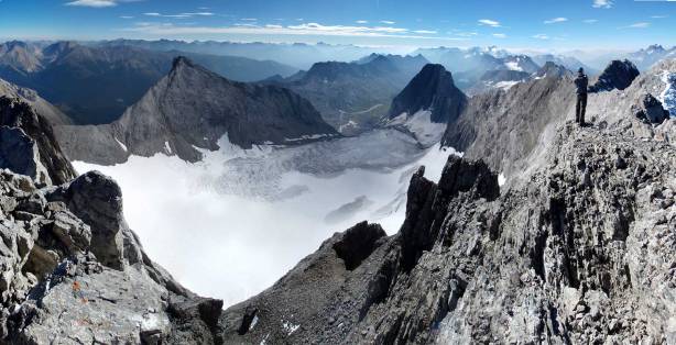 Panorama of Smith-Dorrien glacier. Click to view large size.