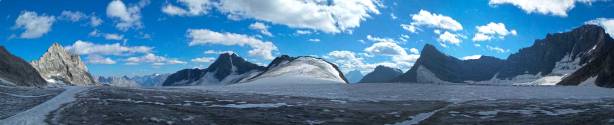 Panorama from the Icefield. Click to view large size.