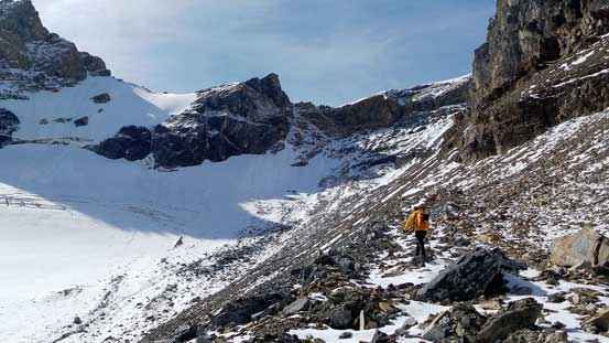 Heading towards Woolley Shoulder - we didn't know it's that high...