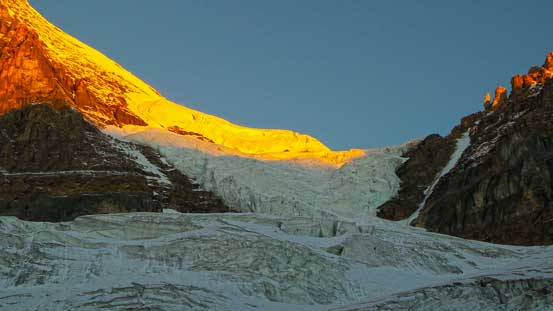 Looking ahead to the massive icefall towards the col