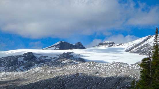 At least the icefield is getting closer, well, sort of...